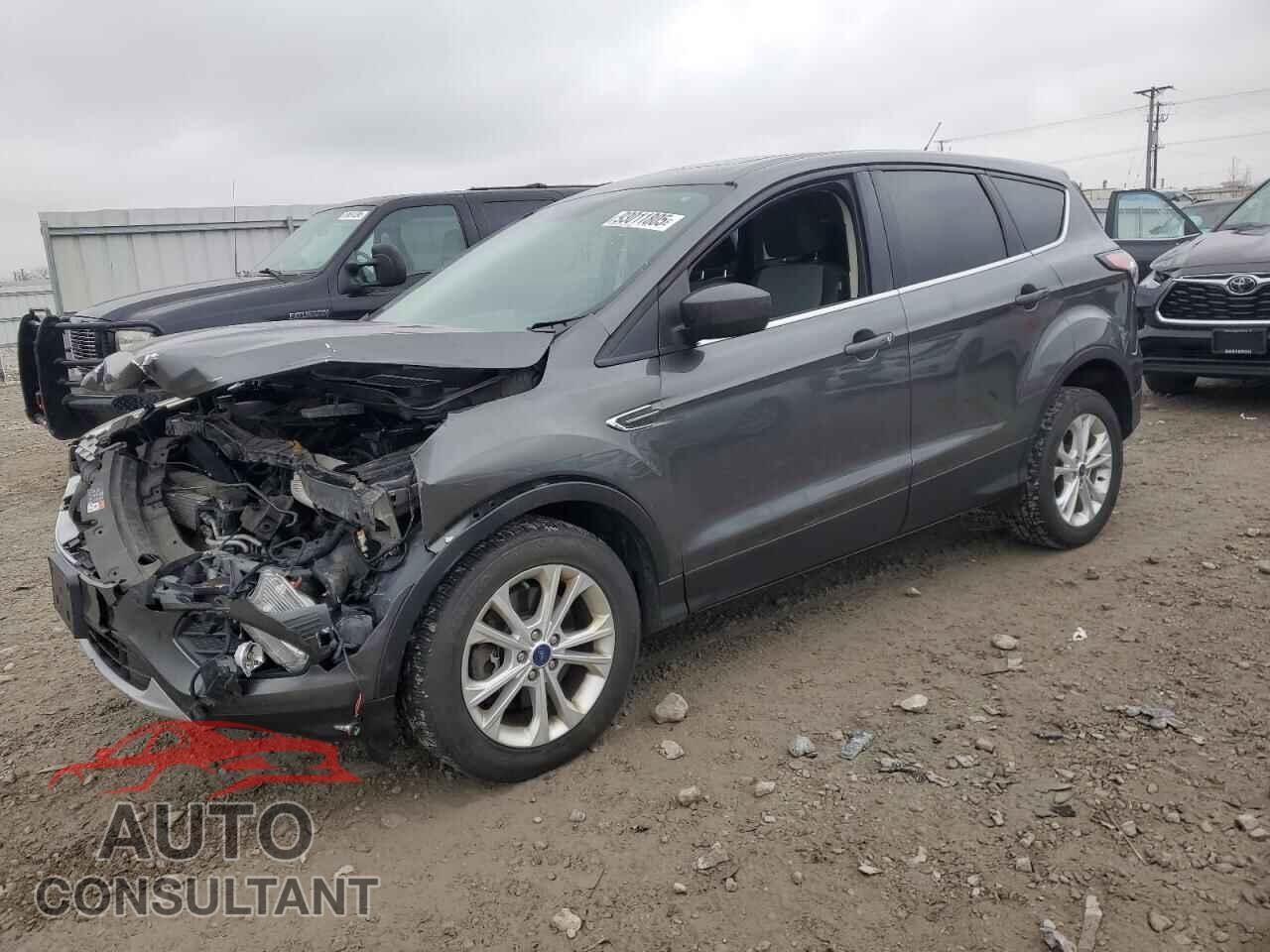 FORD ESCAPE 2017 - 1FMCU9GD3HUC58480
