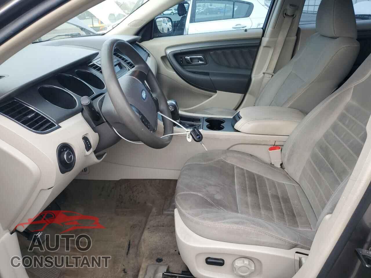 FORD TAURUS 2011 - 1FAHP2DW0BG190231
