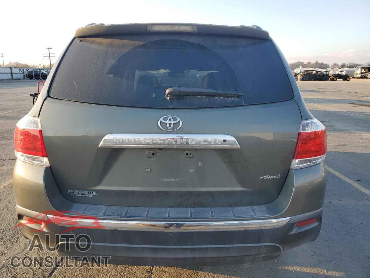 TOYOTA HIGHLANDER 2012 - 5TDDK3EH4CS101409
