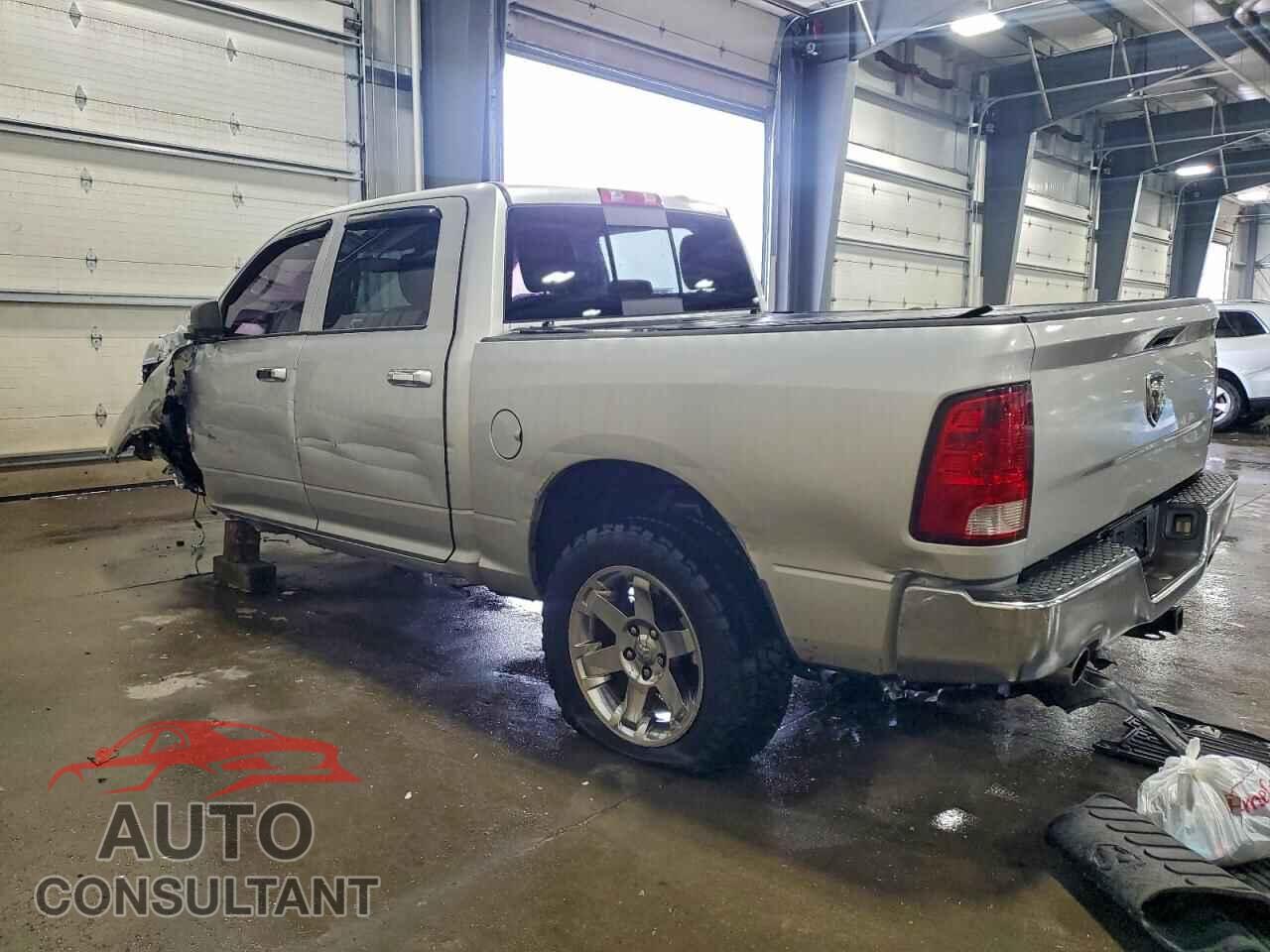 DODGE RAM 1500 2012 - 1C6RD7LTXCS305077