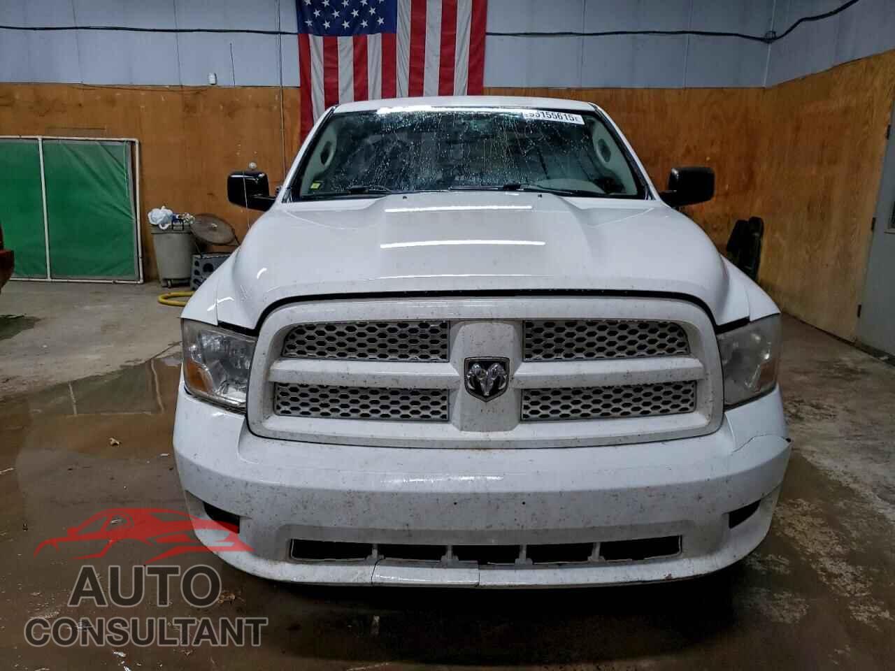 DODGE RAM 1500 2012 - 1C6RD7FT4CS179696