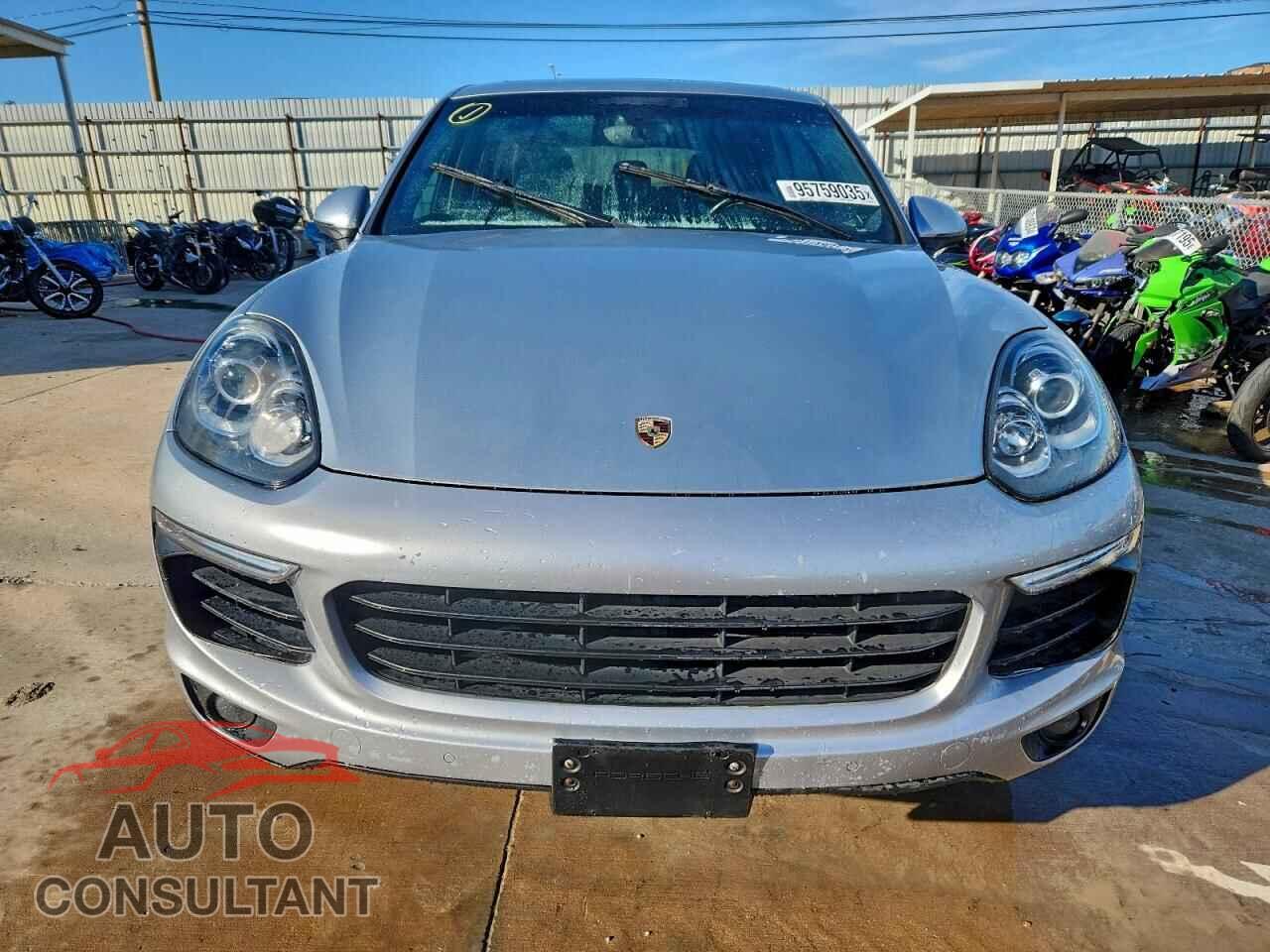 PORSCHE CAYENNE 2016 - WP1AE2A23GLA59472