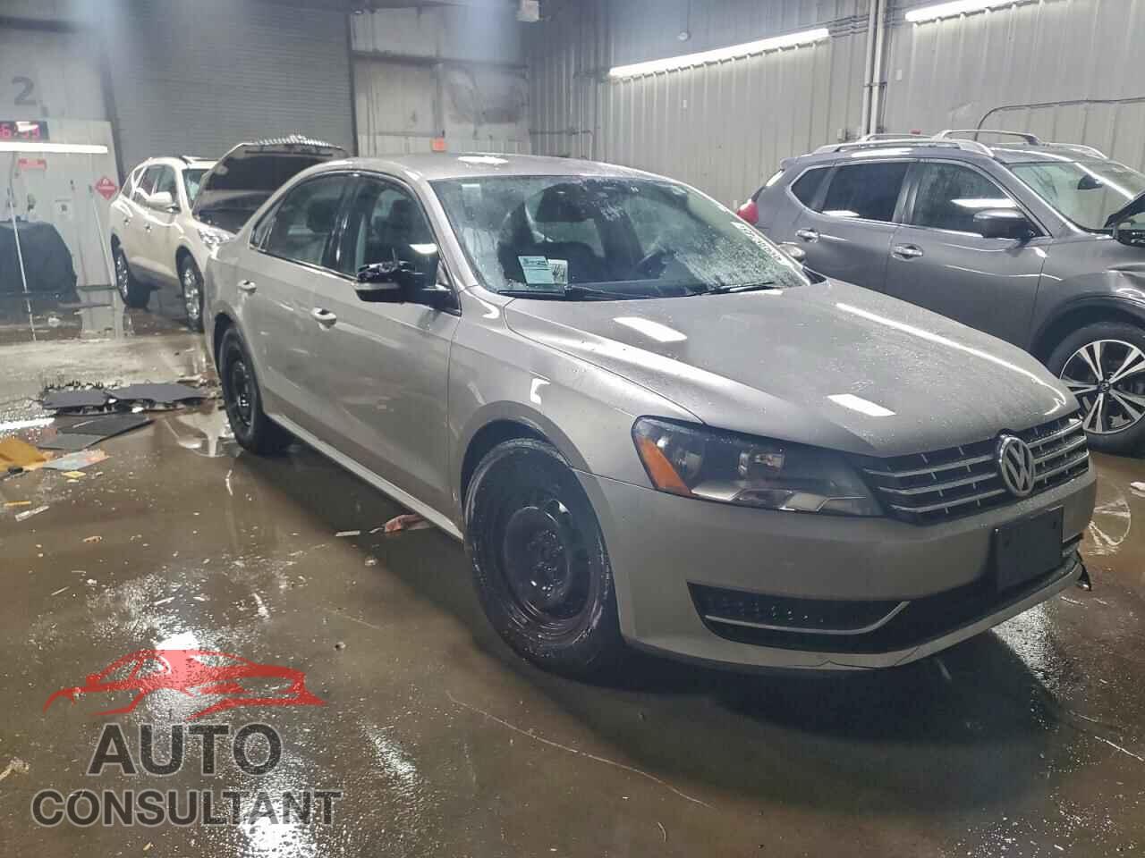 VOLKSWAGEN PASSAT 2014 - 1VWAP7A32EC009416