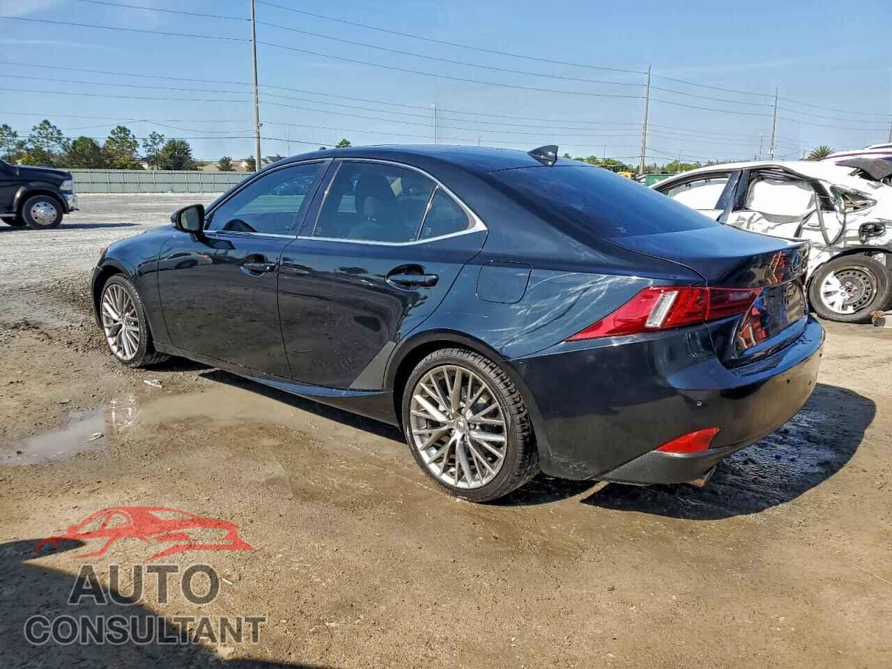 LEXUS IS 2014 - JTHBF1D25E5016020