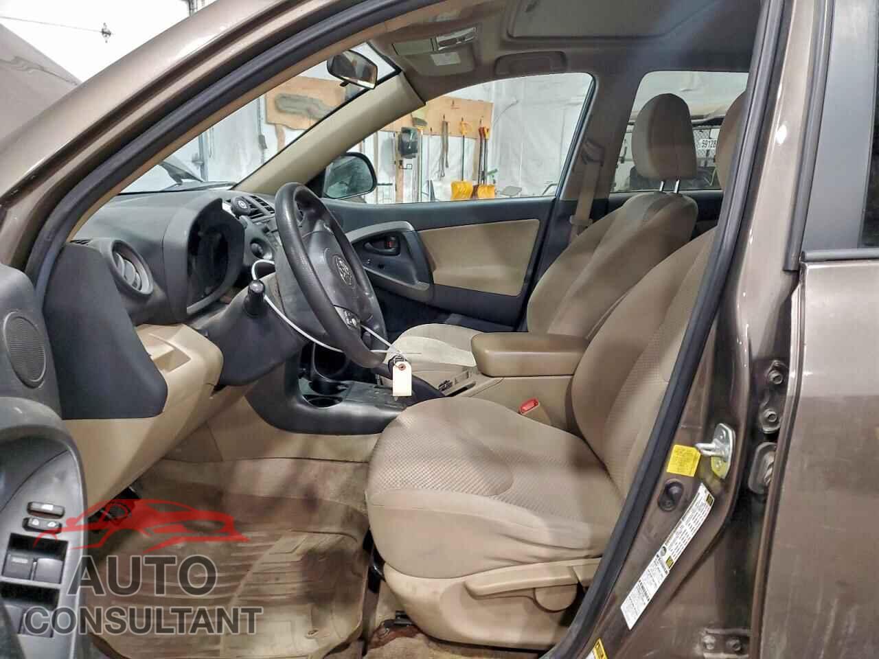 TOYOTA RAV4 2011 - 2T3BF4DV1BW153280
