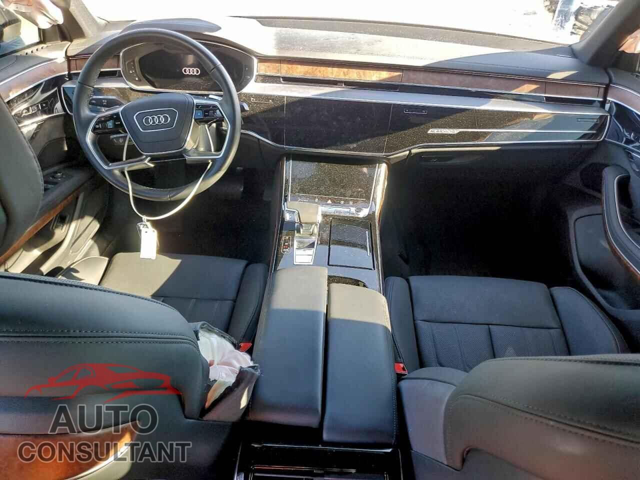 AUDI A8 2024 - WAULDAF84RN010855