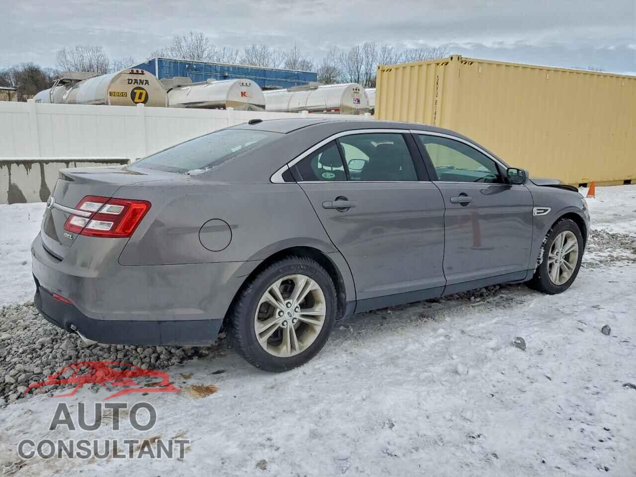FORD TAURUS 2013 - 1FAHP2E83DG105238