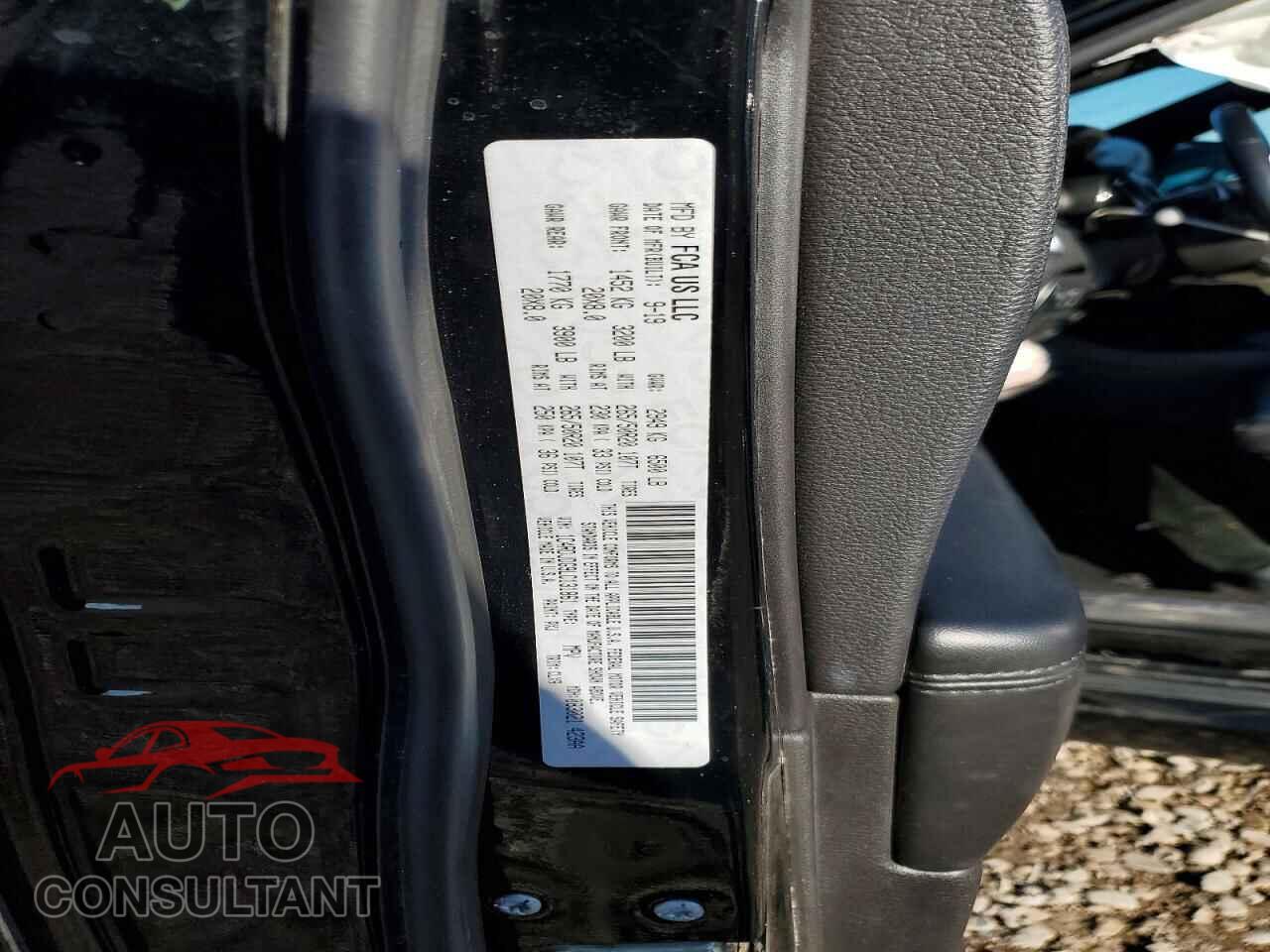 DODGE DURANGO 2020 - 1C4RDJDG9LC131861