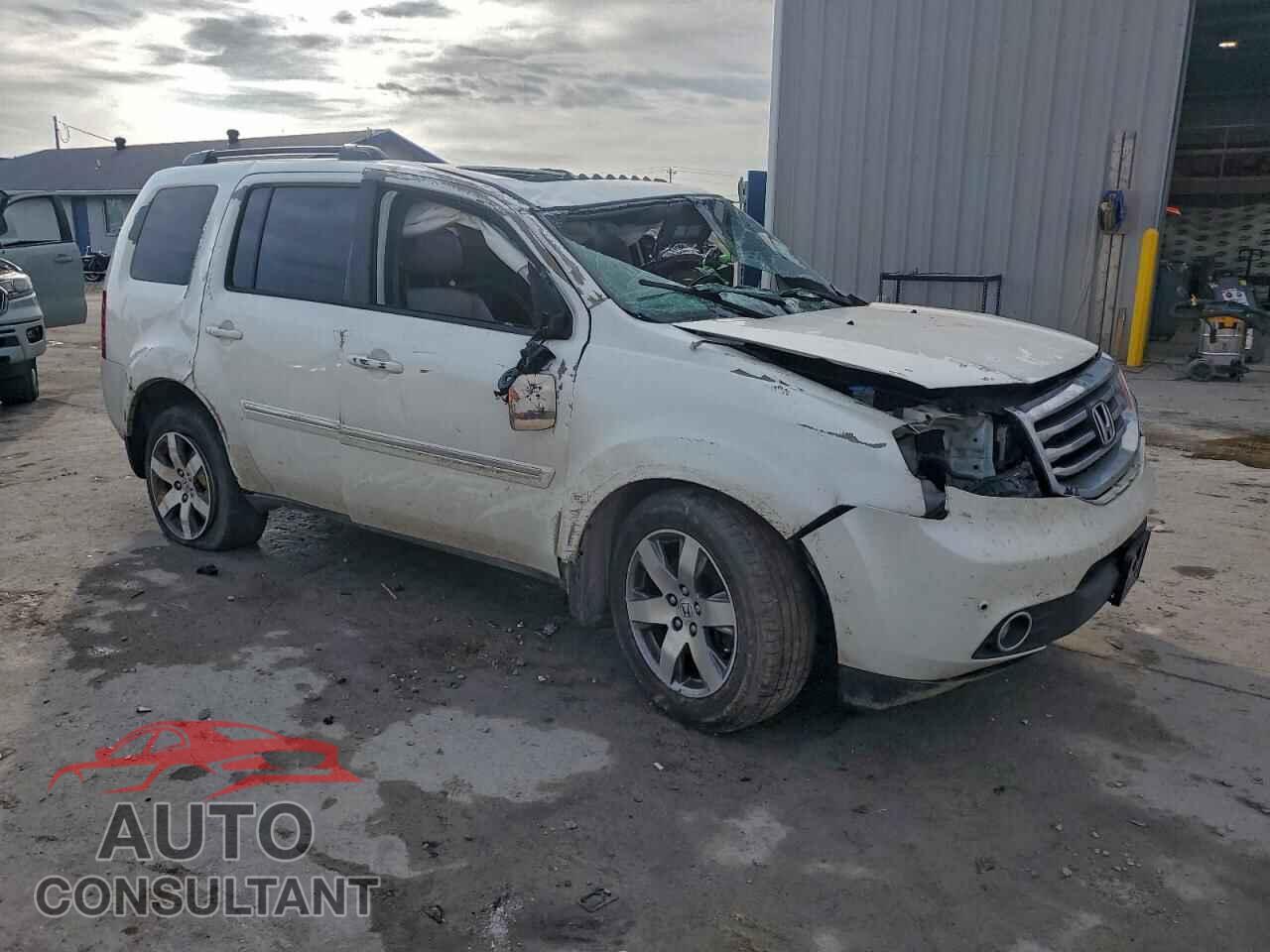HONDA PILOT 2013 - 5FNYF4H90DB018971