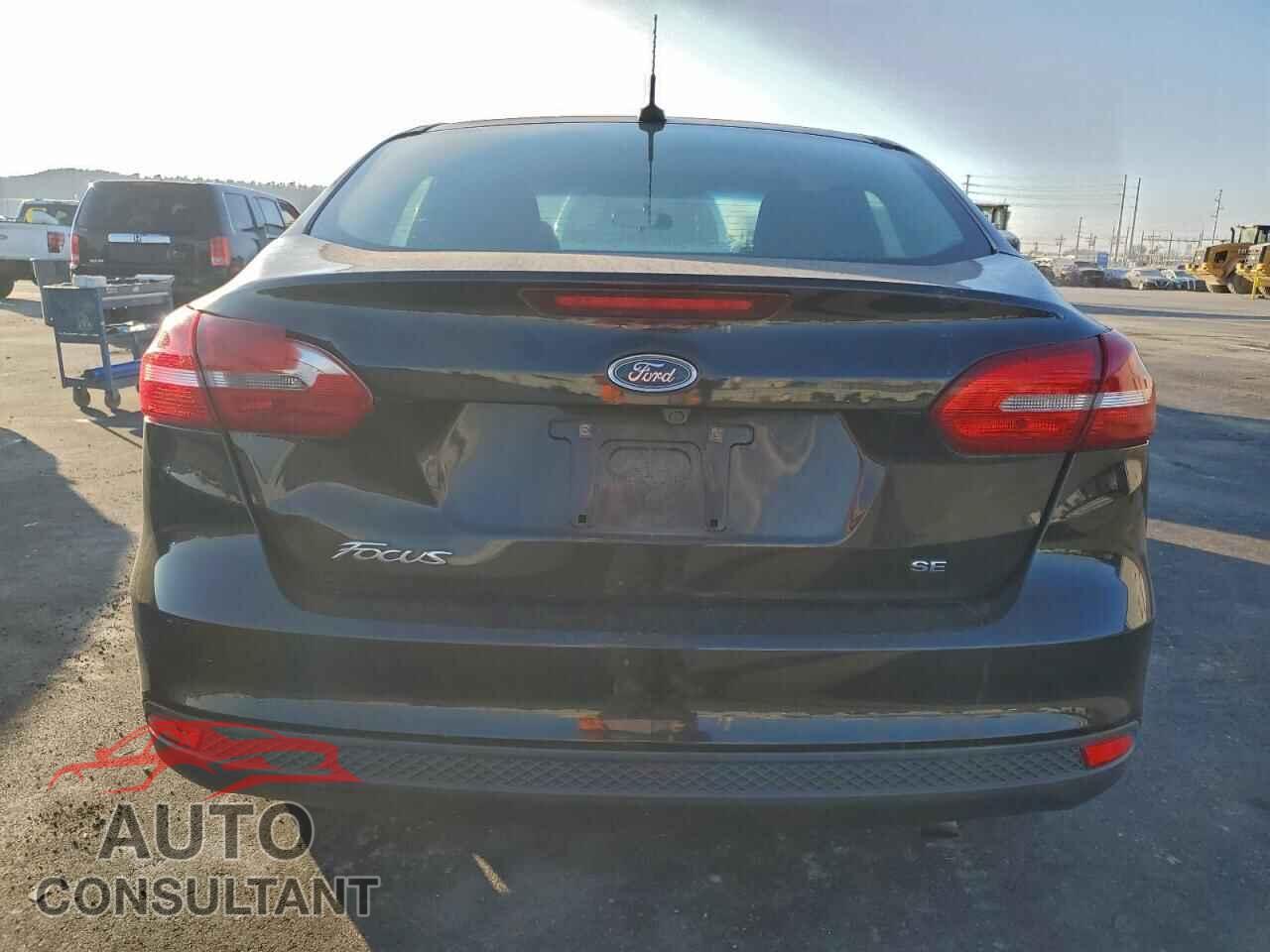 FORD FOCUS 2015 - 1FADP3F20FL263643