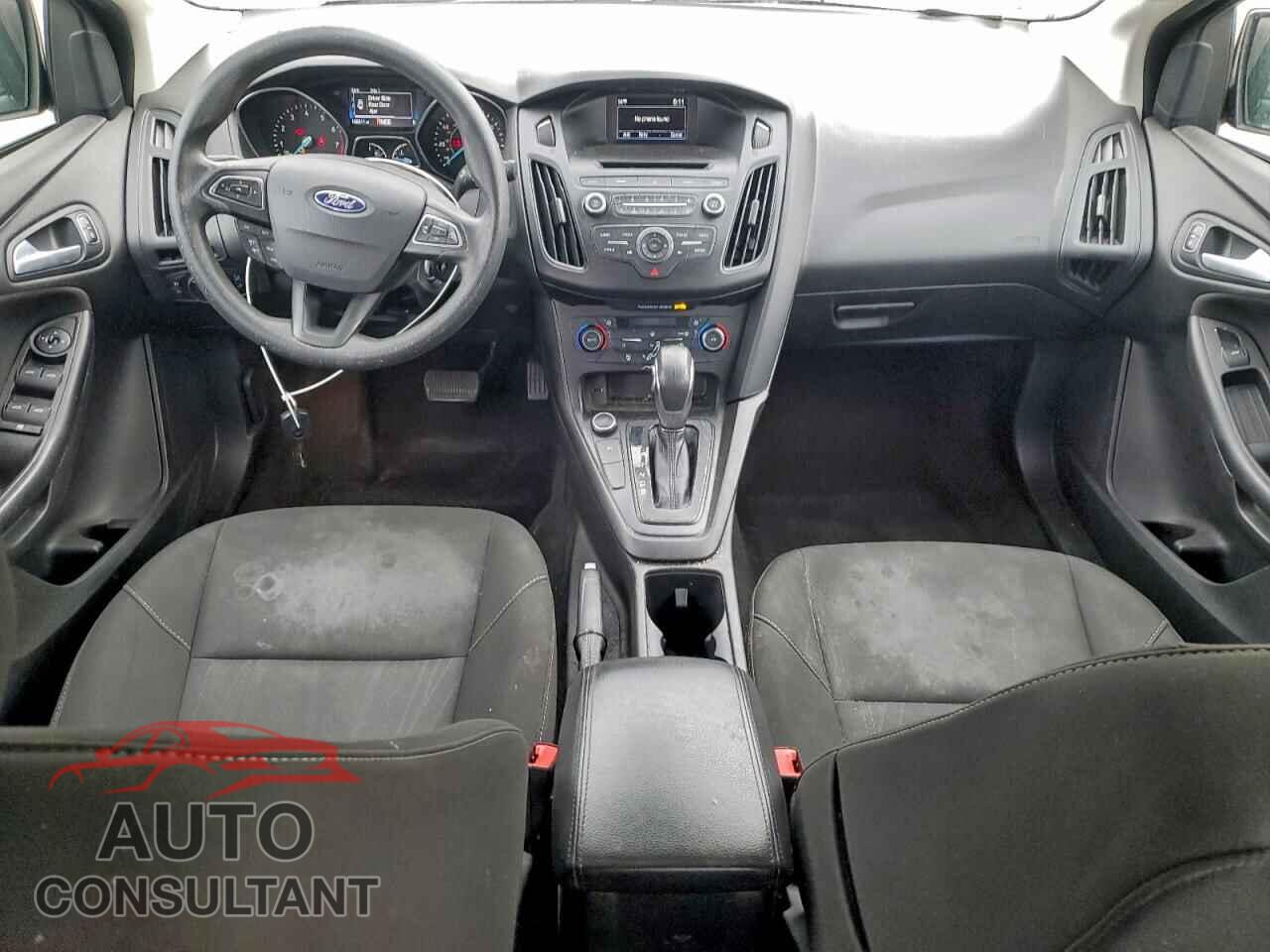 FORD FOCUS 2017 - 1FADP3FE1HL289505