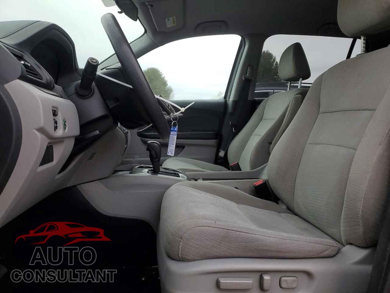 HONDA PILOT 2017 - 5FNYF6H33HB063495