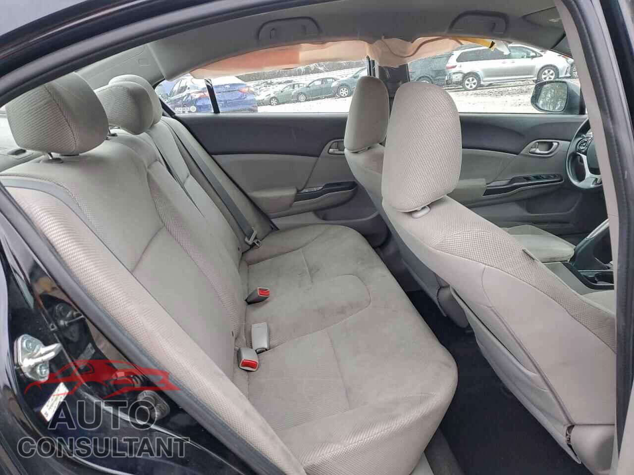 HONDA CIVIC 2012 - 2HGFB2F57CH559730