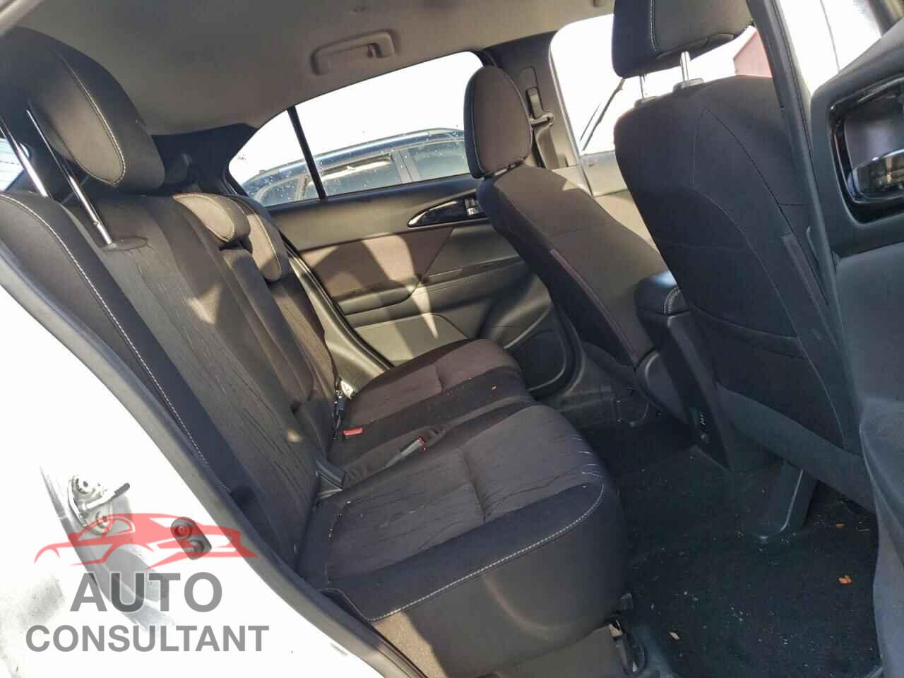 MITSUBISHI ECLIPSE 2018 - JA4AT4AA9JZ615535