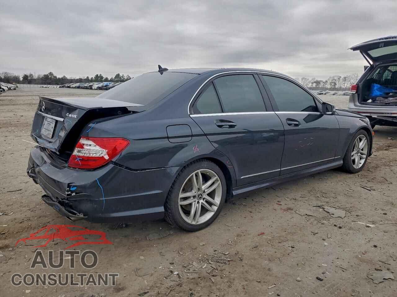 MERCEDES-BENZ C-CLASS 2012 - WDDGF8BB7CF909516