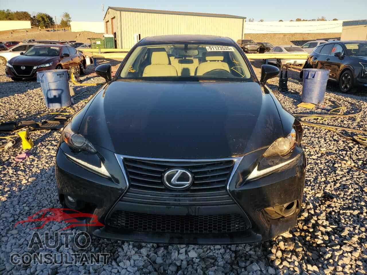 LEXUS IS 2015 - JTHBF1D22F5046612