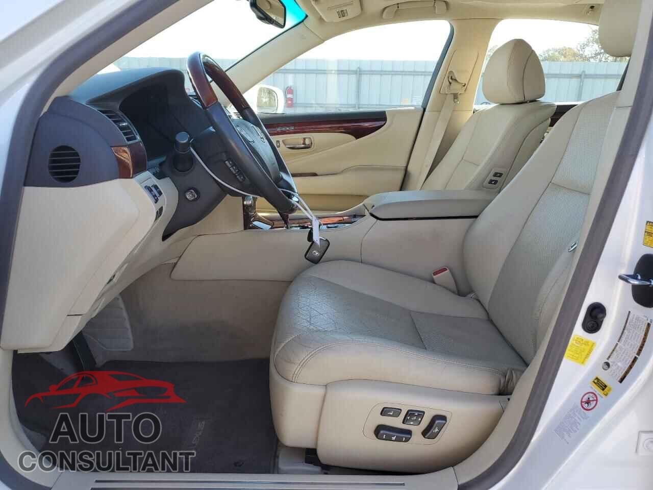 LEXUS LS460 2011 - JTHBL5EF1B5105984