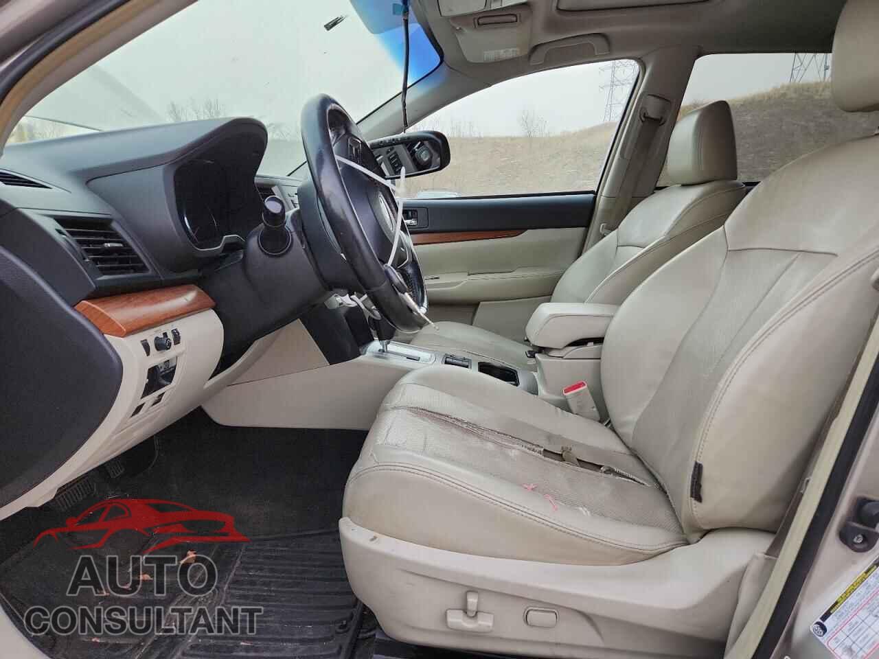 SUBARU OUTBACK 2014 - 4S4BRCLC0E3258879