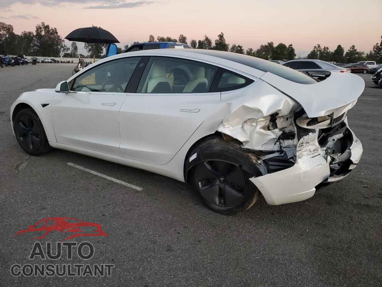 TESLA MODEL 3 2020 - 5YJ3E1EA6LF626129