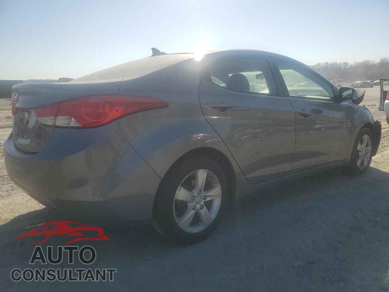 HYUNDAI ELANTRA 2012 - 5NPDH4AE3CH102234