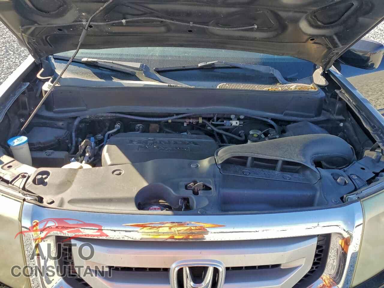 HONDA PILOT 2011 - 5FNYF3H57BB010614