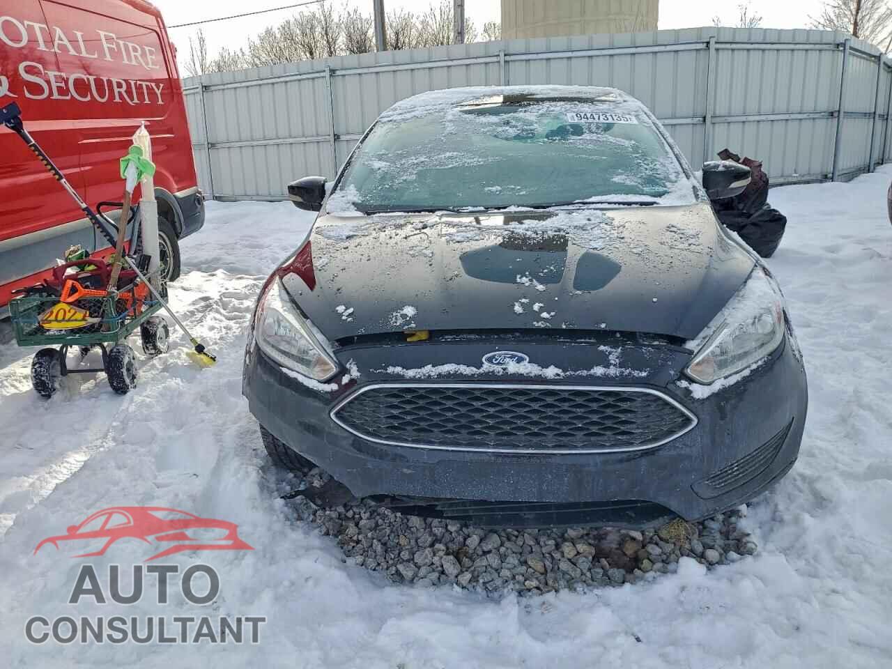 FORD FOCUS 2017 - 1FADP3F27HL205497