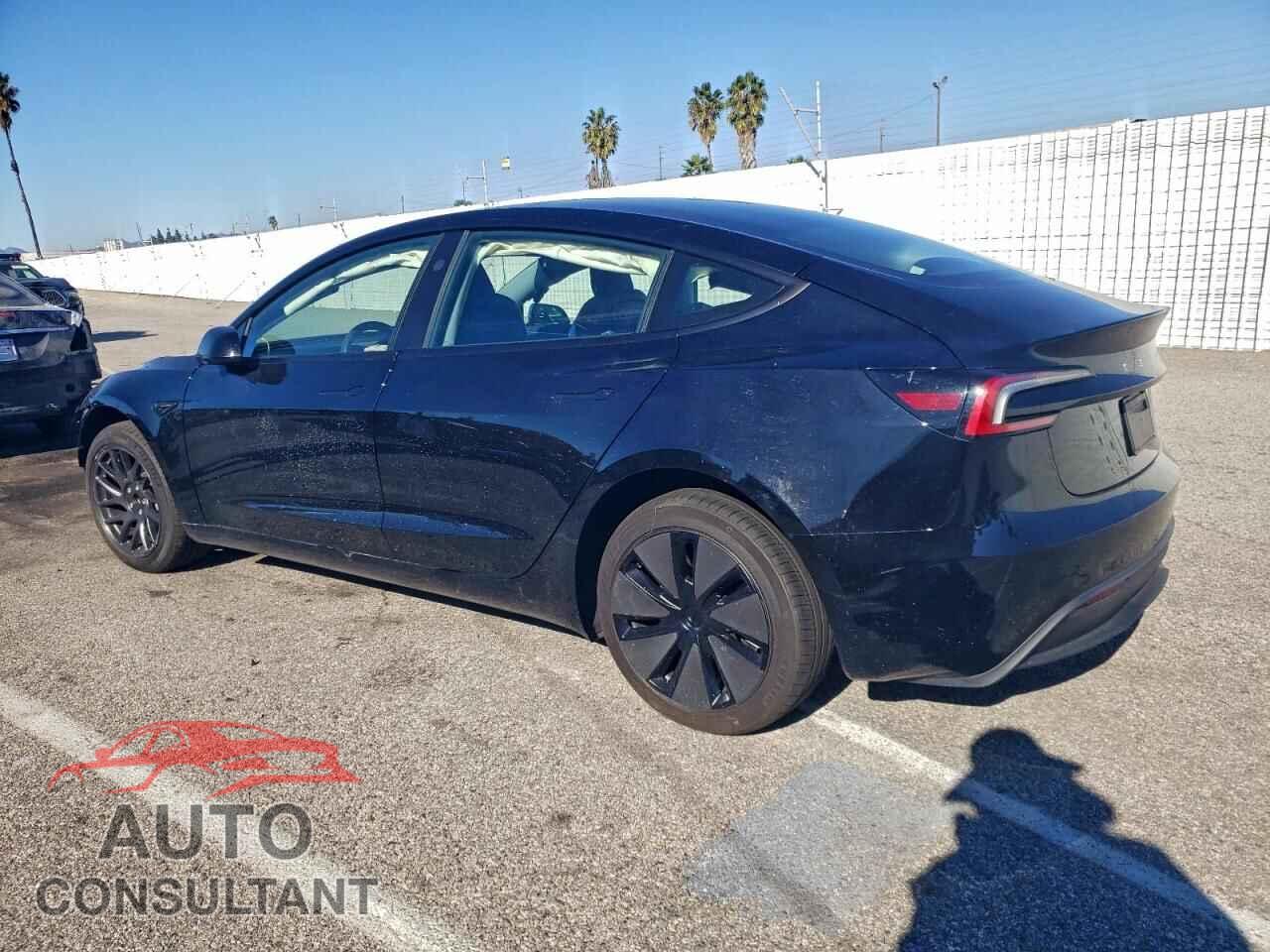 TESLA MODEL 3 2025 - 5YJ3E1EA8SF976893