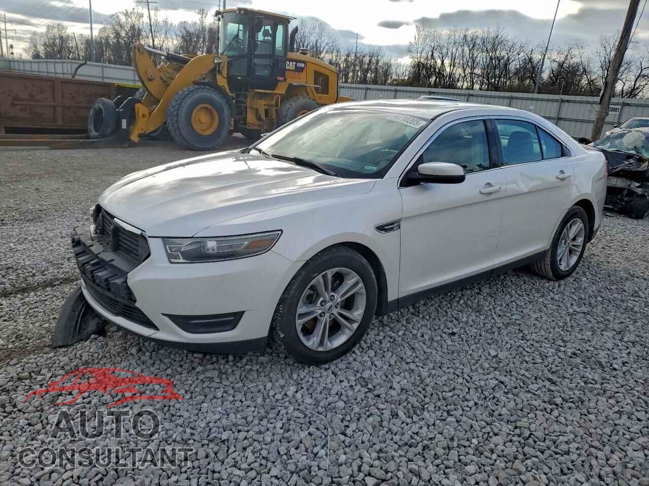 FORD TAURUS 2014 - 1FAHP2E80EG100290