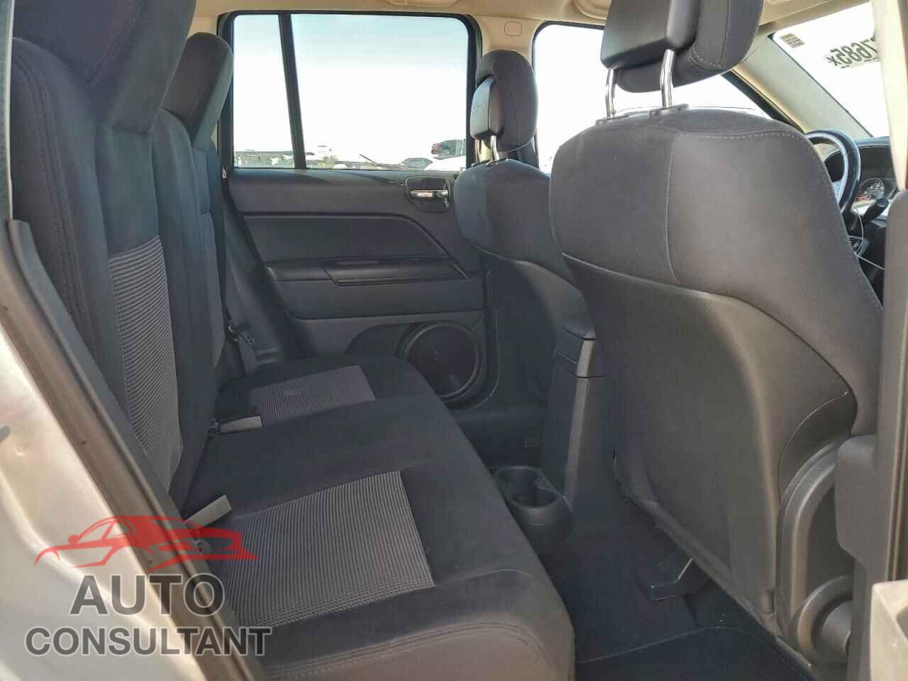 JEEP COMPASS 2012 - 1C4NJCEB0CD601842