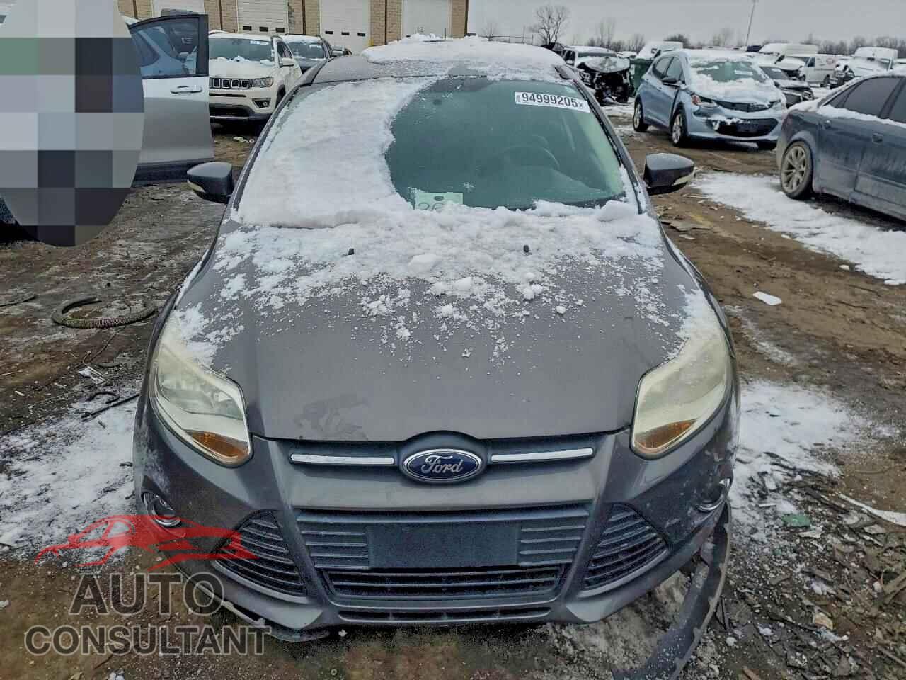 FORD FOCUS 2014 - 1FADP3F23EL223443