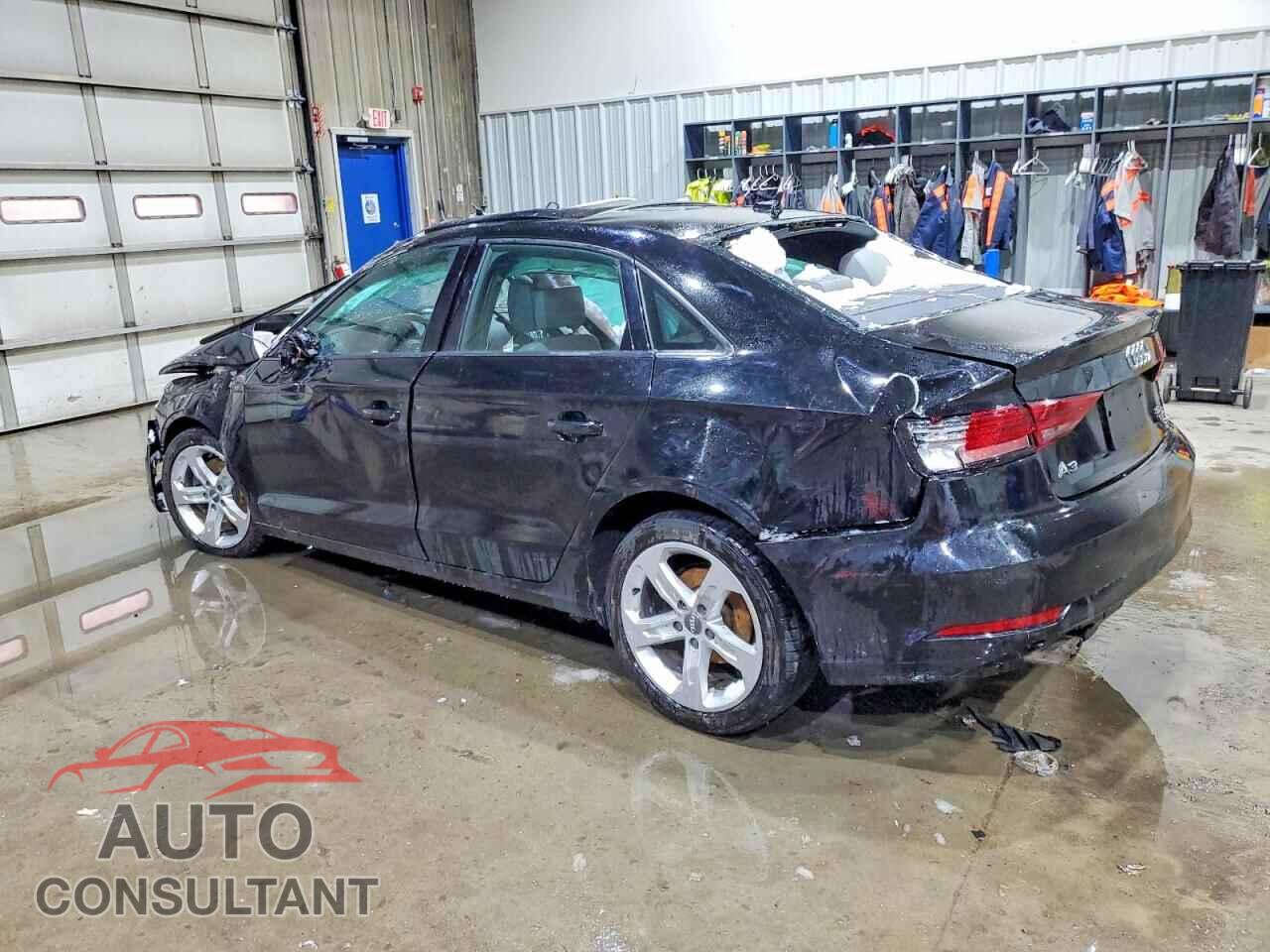 AUDI A3 2017 - WAUB8GFF7H1054954