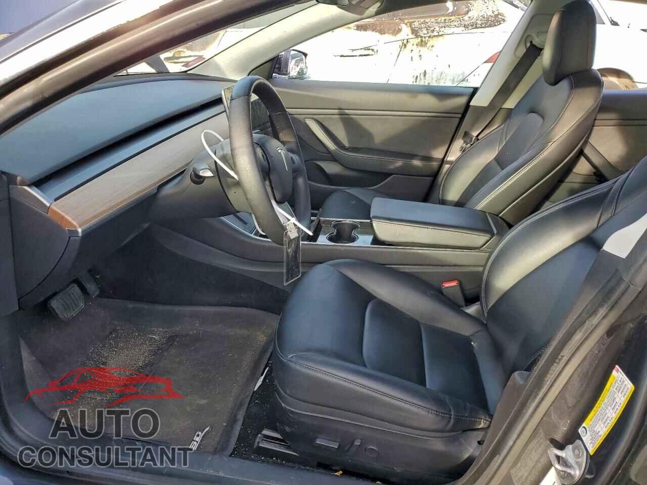 TESLA MODEL 3 2019 - 5YJ3E1EA4KF435713