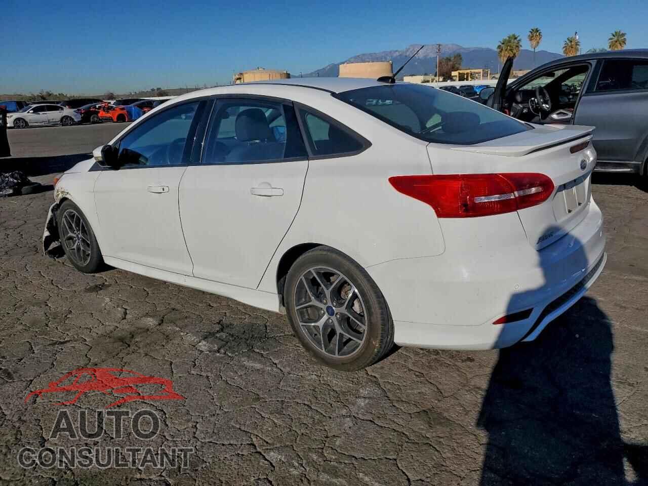 FORD FOCUS 2016 - 1FADP3F24GL238505