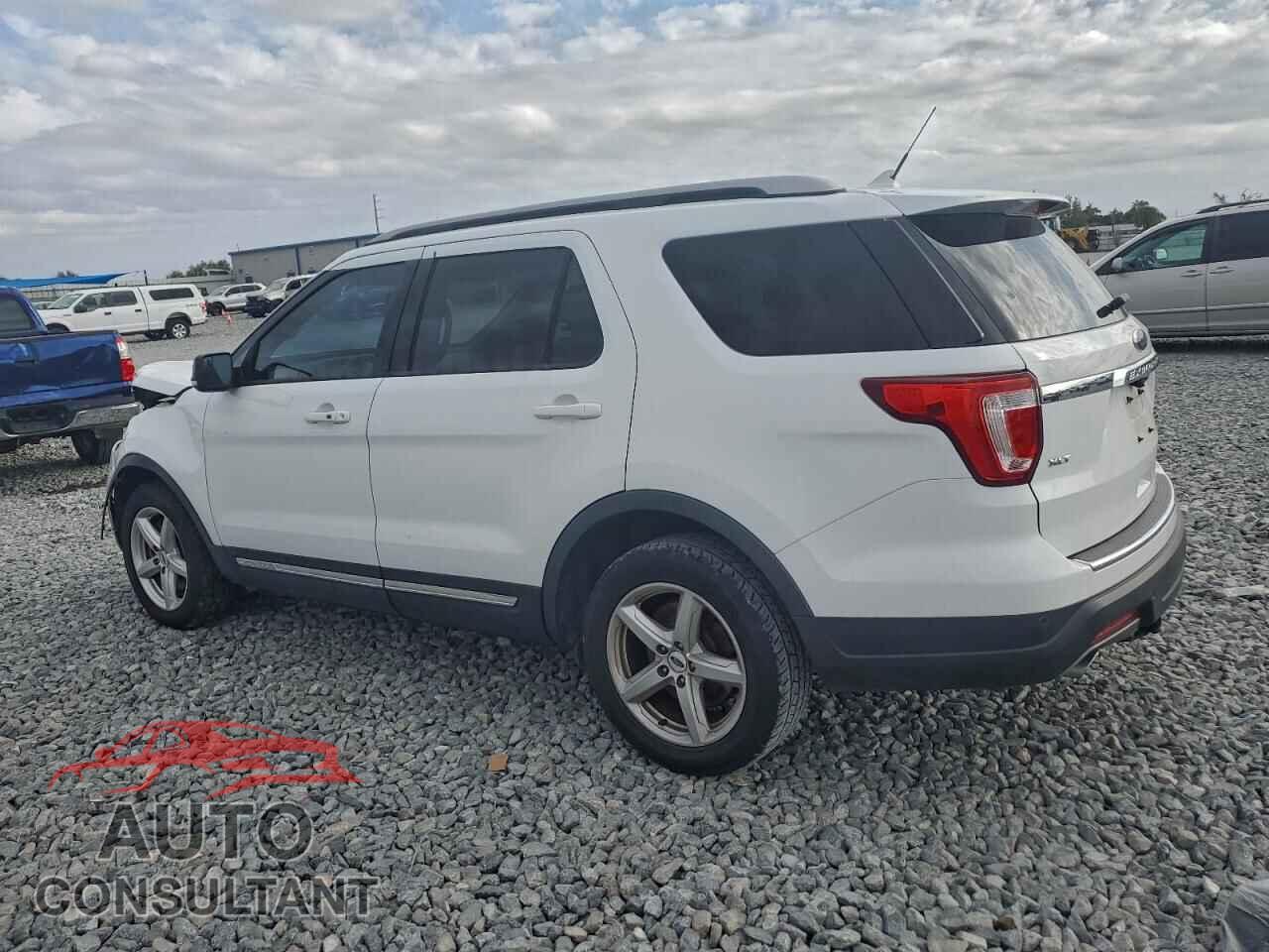 FORD EXPLORER 2018 - 1FM5K7D82JGB85391