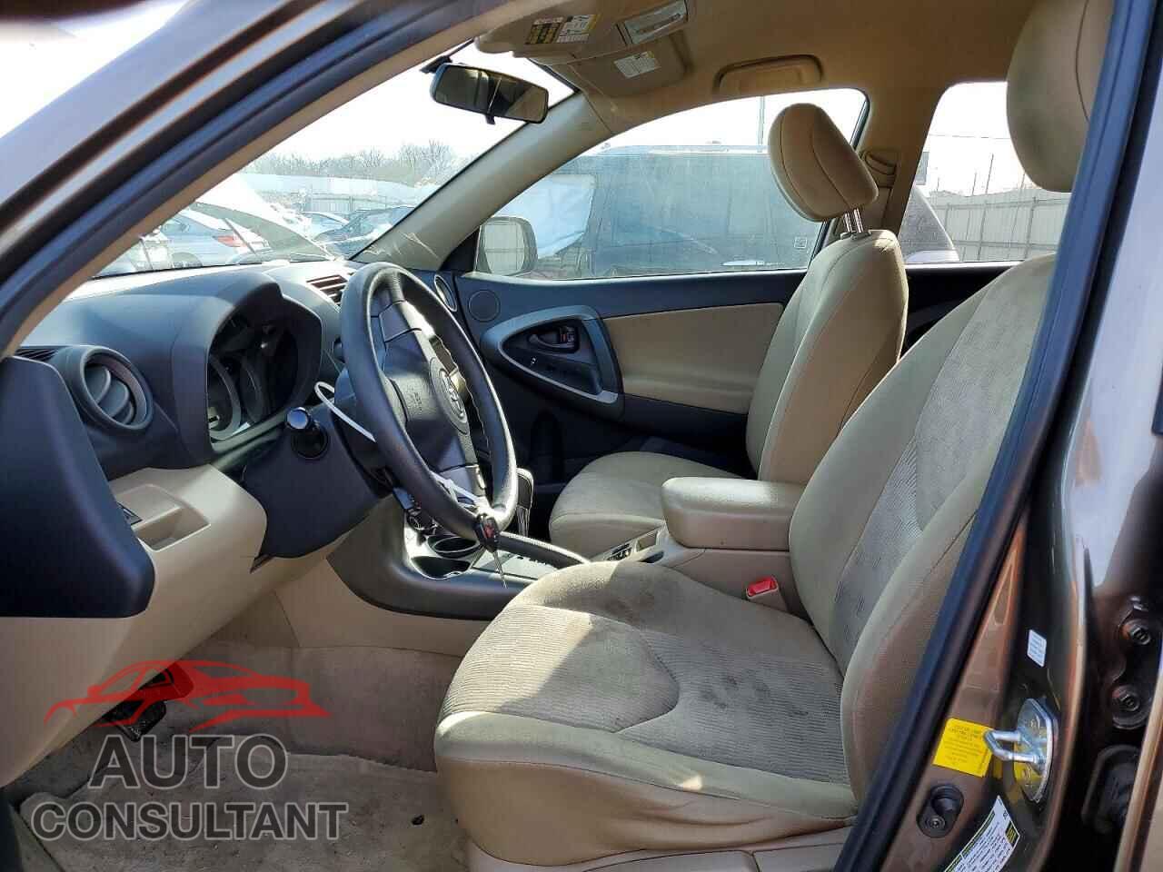 TOYOTA RAV4 2011 - 2T3ZF4DV6BW082320