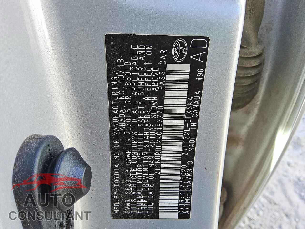TOYOTA COROLLA 2019 - 2T1BURHE2KC187770