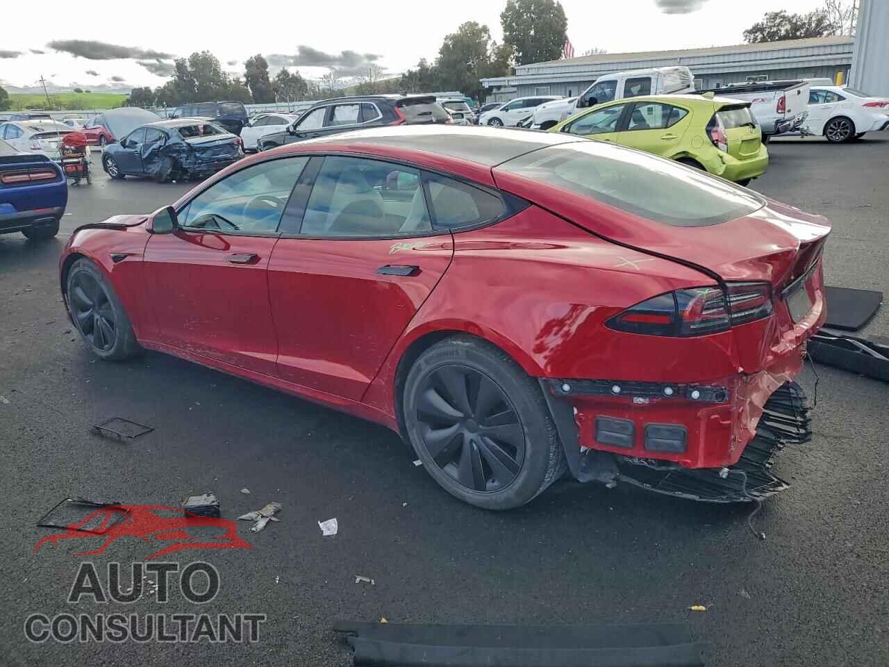 TESLA MODEL S 2023 - 5YJSA1E5XPF528852