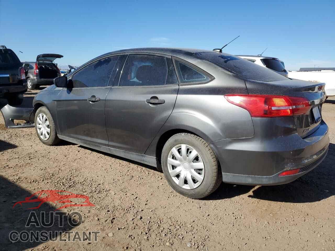 FORD FOCUS 2018 - 1FADP3E25JL211242
