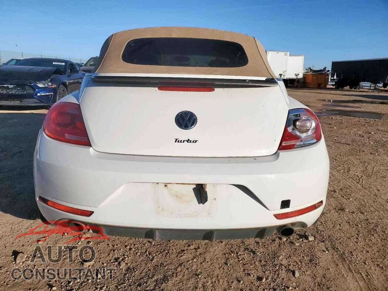 VOLKSWAGEN BEETLE 2013 - 3VW8S7ATXDM825252