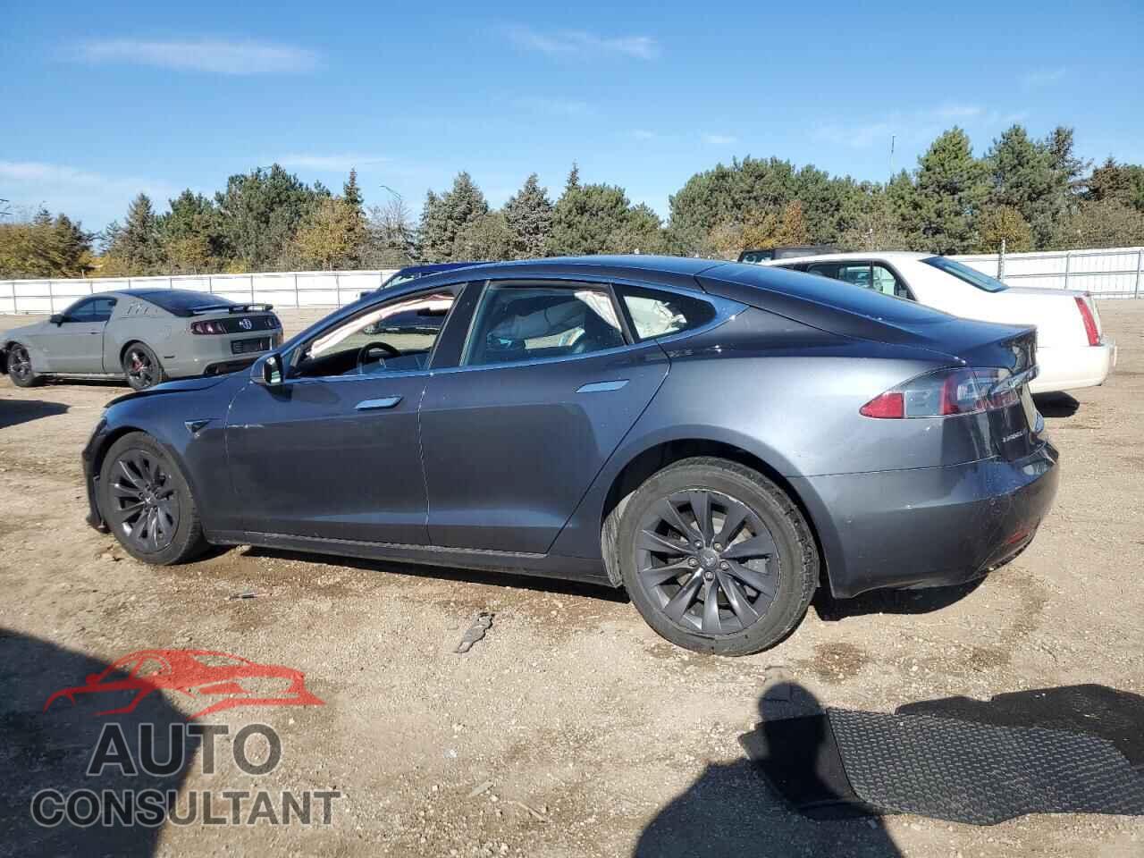 TESLA MODEL S 2018 - 5YJSA1E27JF278466