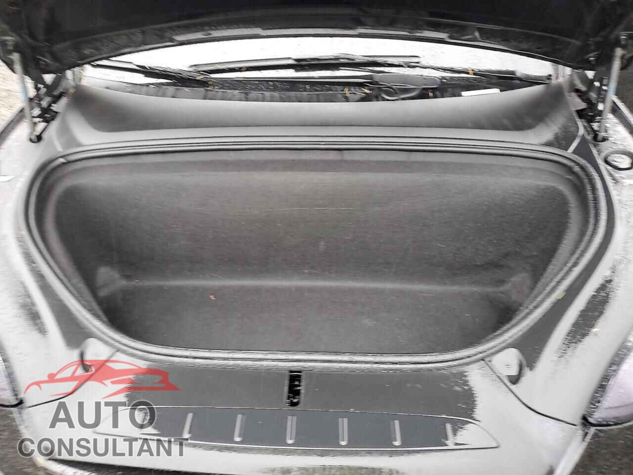 TESLA MODEL X 2019 - 5YJXCBE21KF197230