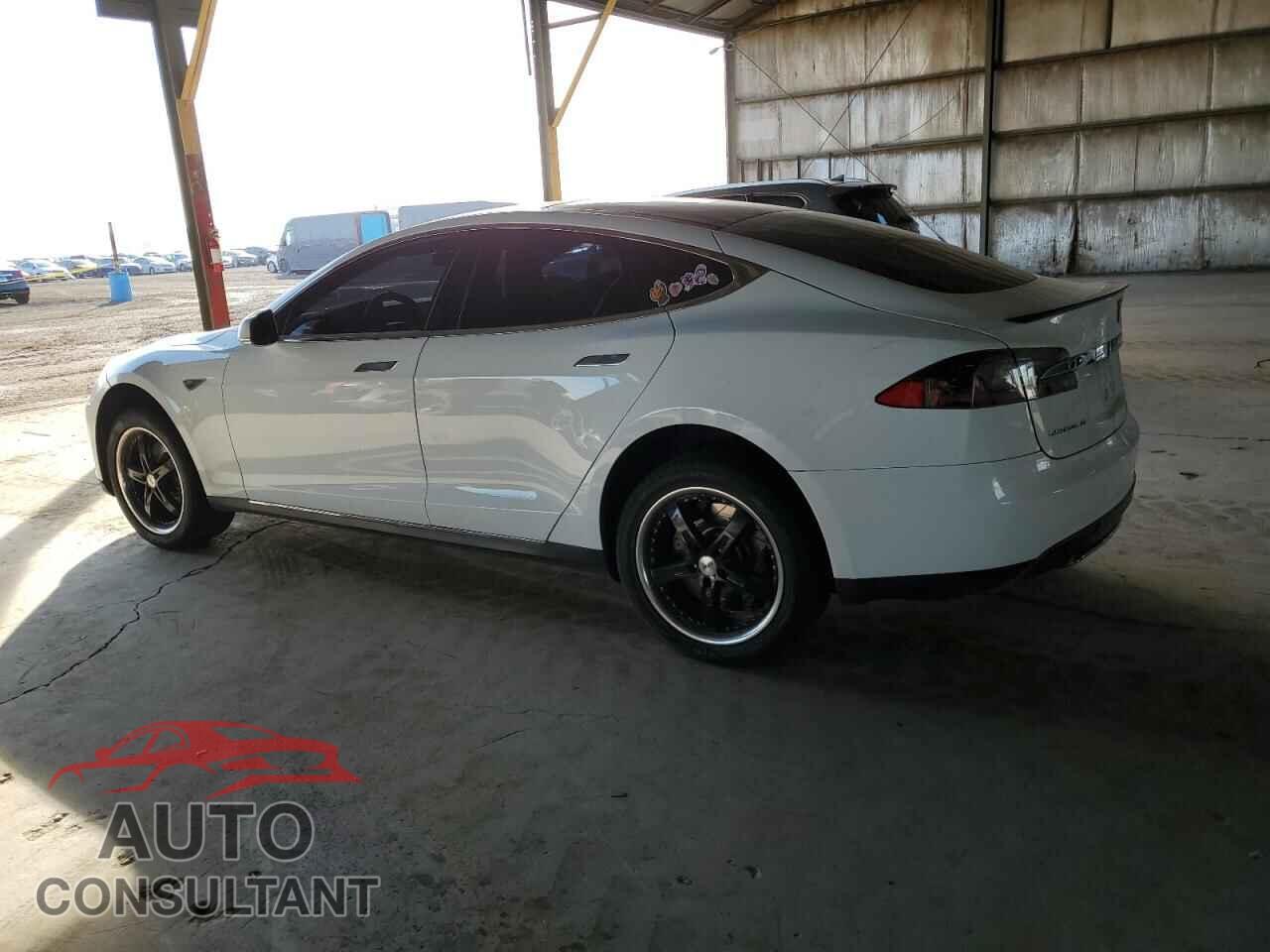 TESLA MODEL S 2013 - 5YJSA1CP9DFP16472