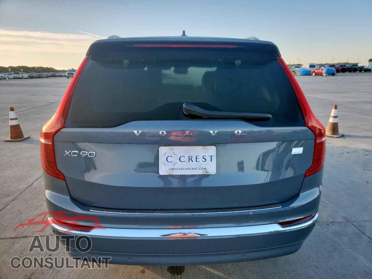 VOLVO XC90 PLUS 2023 - YV4H60CNXP1979892
