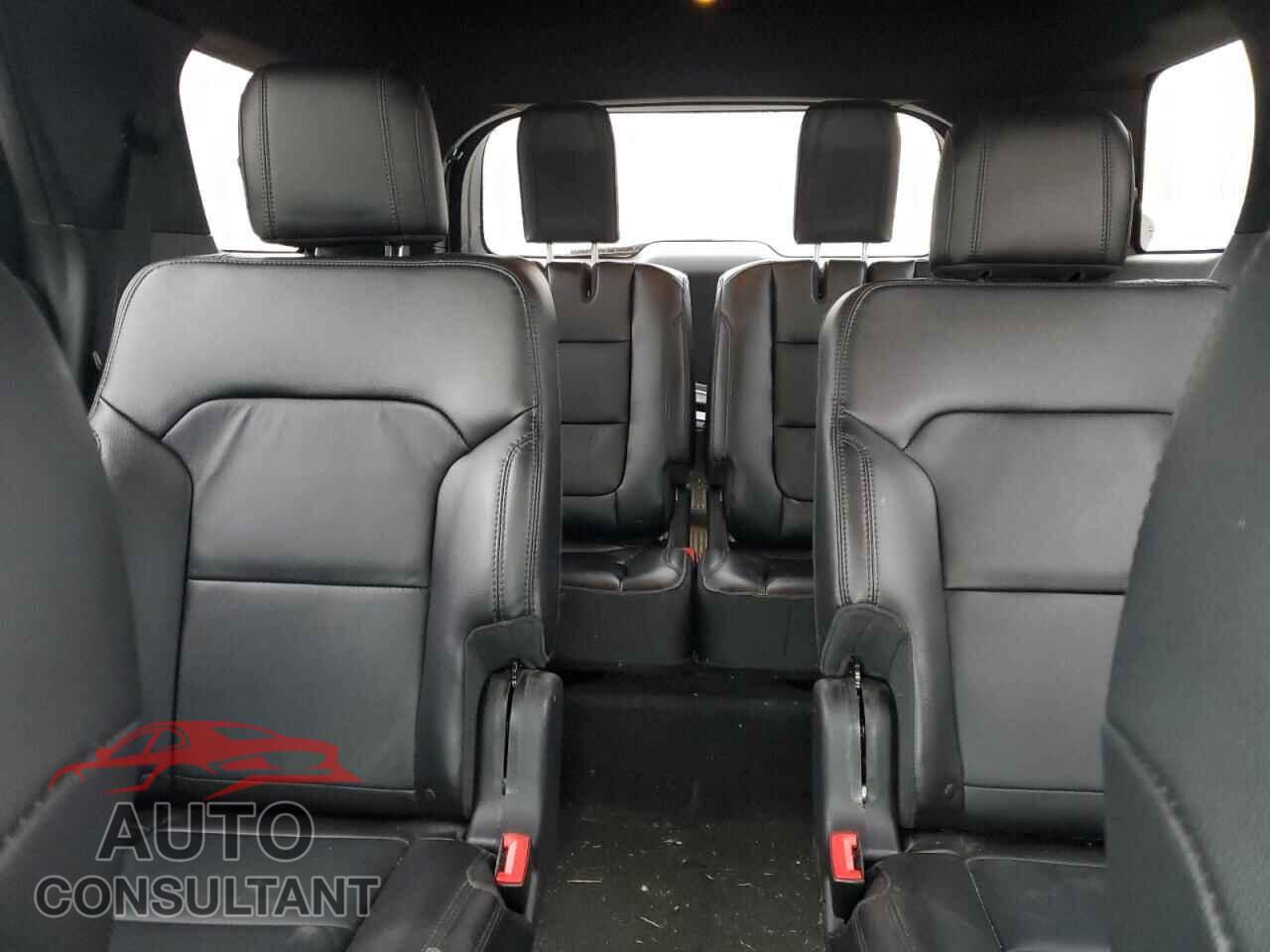 FORD EXPLORER 2017 - 1FM5K8D88HGD39215