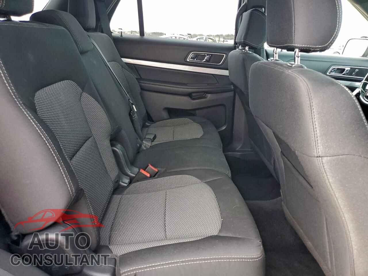 FORD EXPLORER 2017 - 1FM5K8D84HGA32480