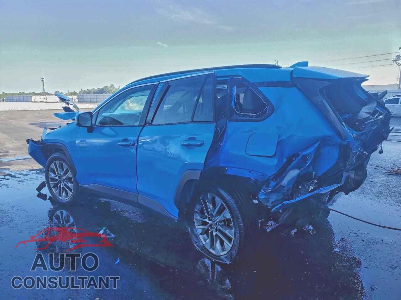 TOYOTA RAV4 2019 - 2T3C1RFV0KC011663