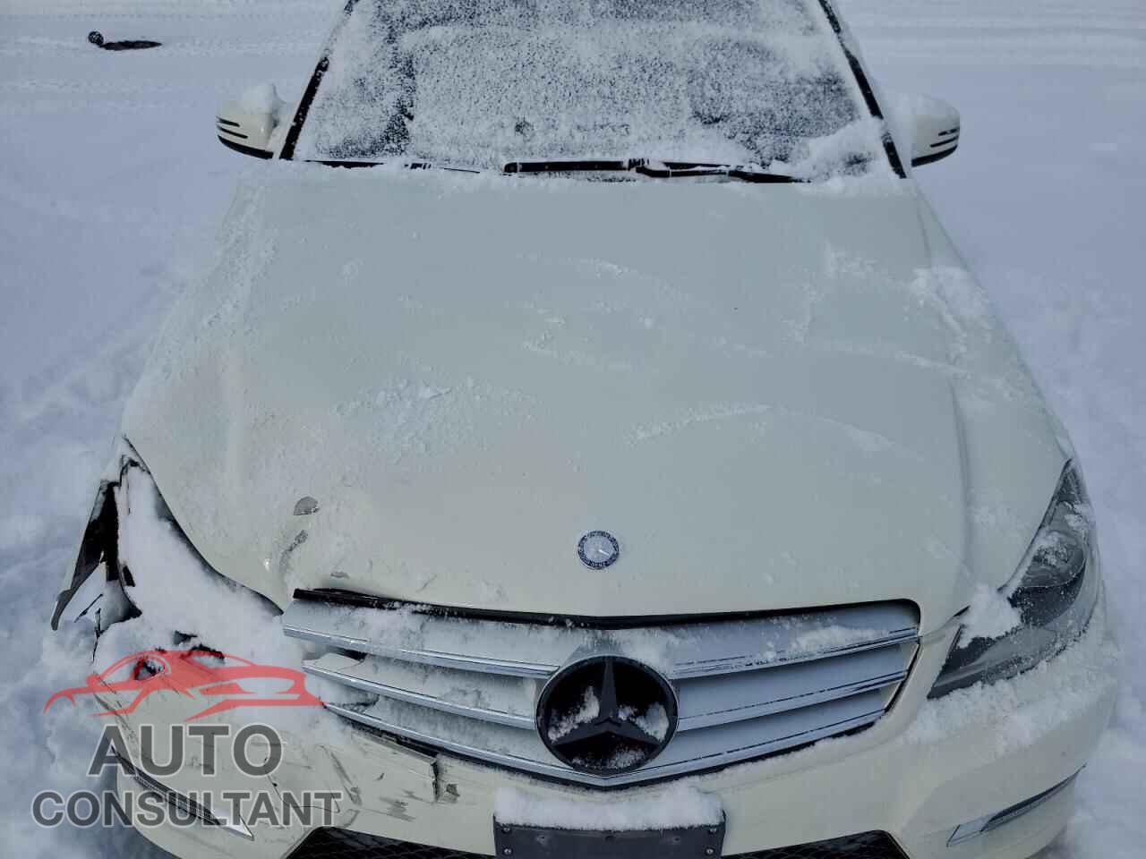 MERCEDES-BENZ C-CLASS 2012 - WDDGF8BB2CR237878