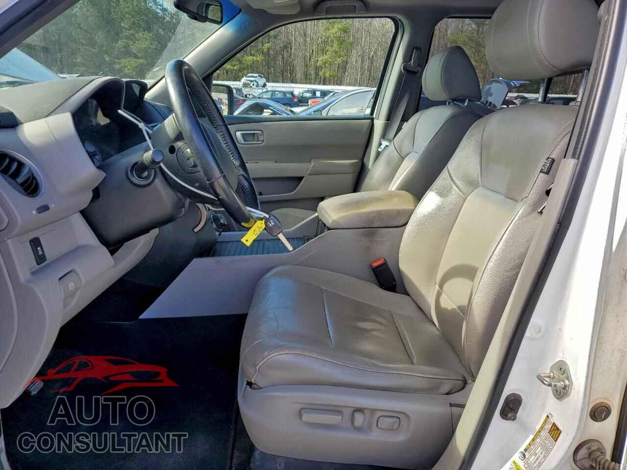 HONDA PILOT 2014 - 5FNYF3H76EB009606
