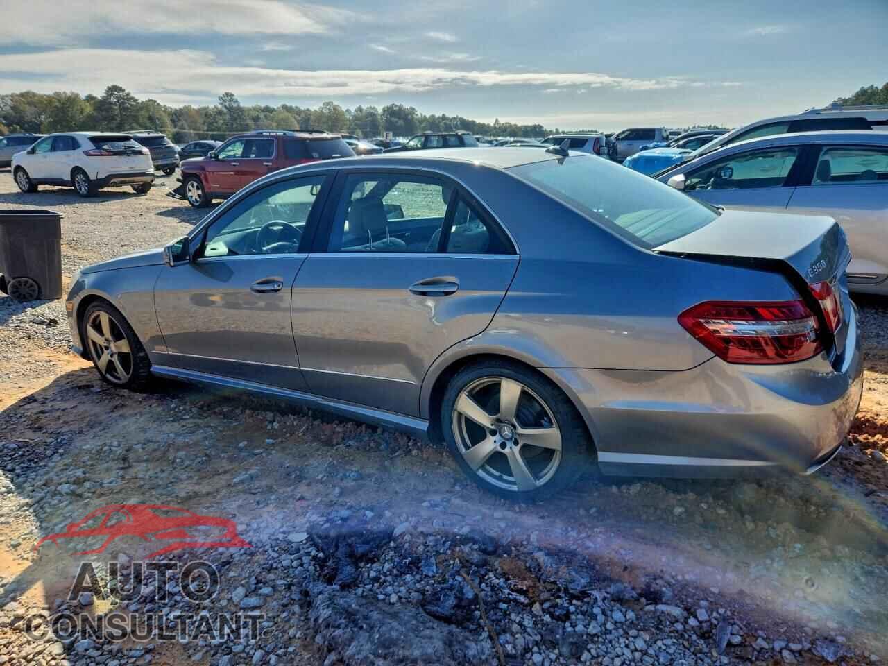 MERCEDES-BENZ E-CLASS 2011 - WDDHF5GB4BA325825