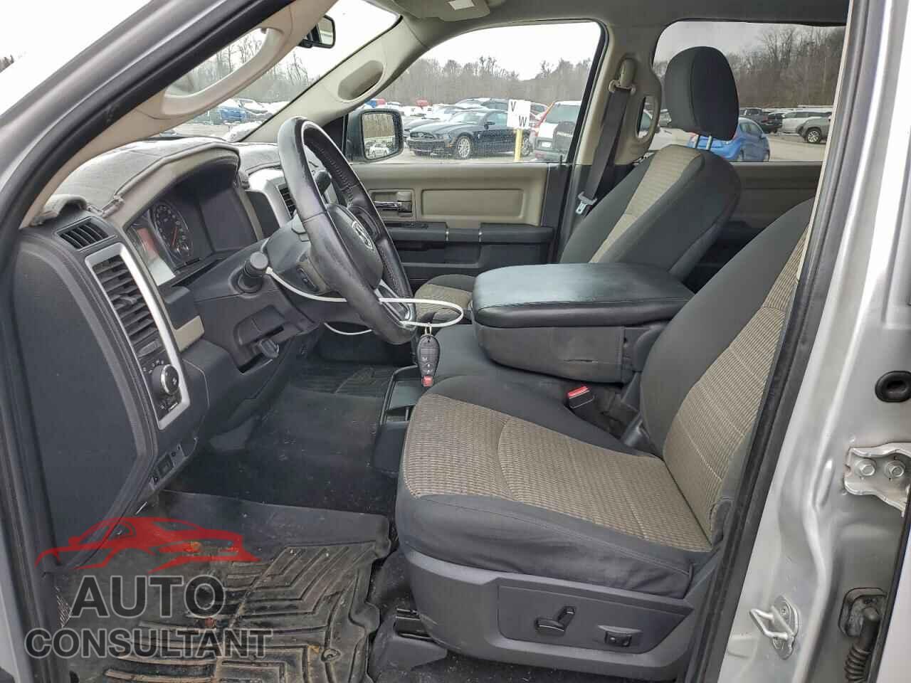 DODGE RAM 1500 2012 - 1C6RD7LT4CS346322